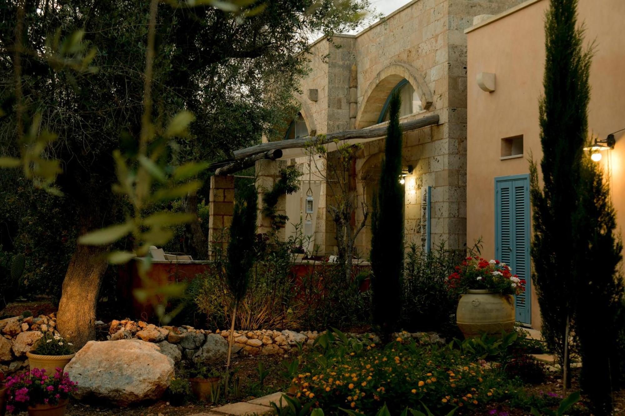 Case Fra Gli Ulivi Spongano Exterior foto